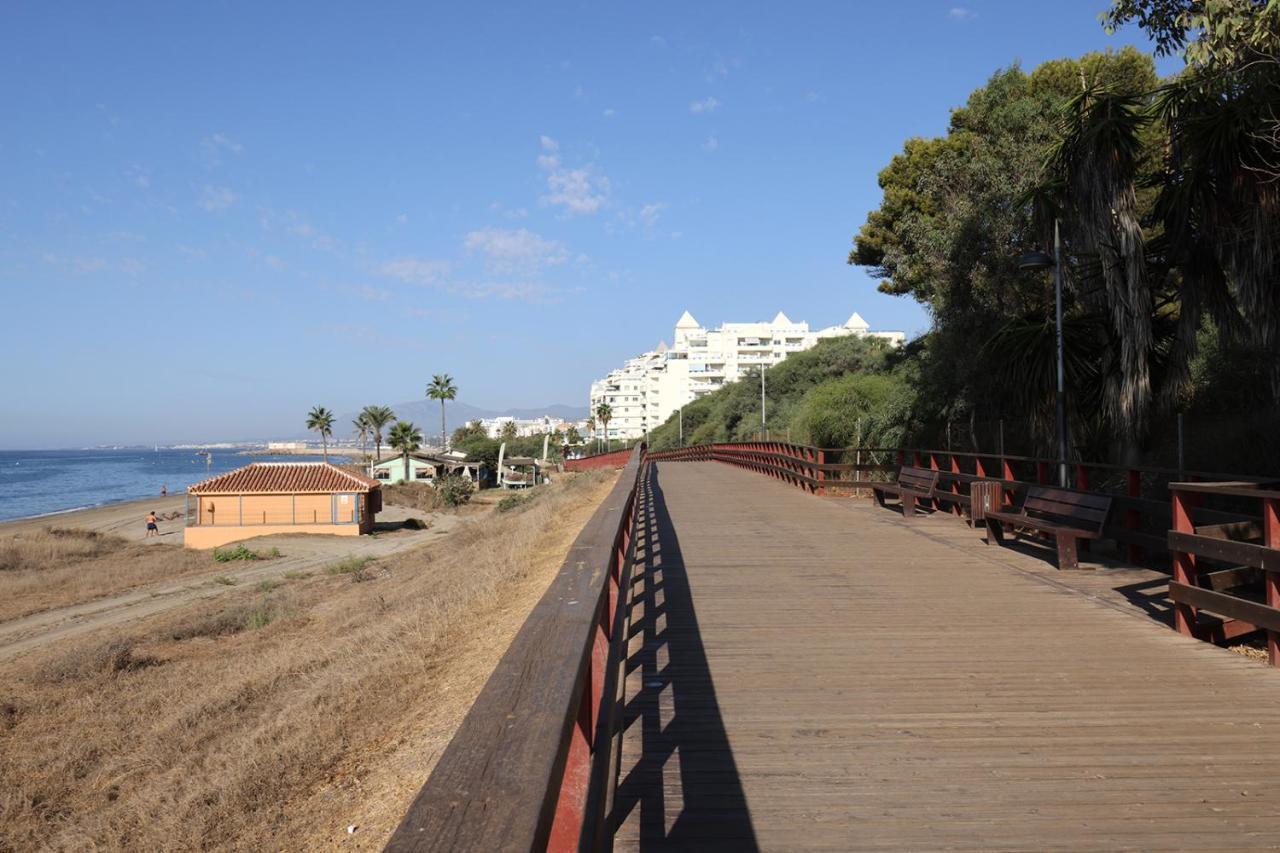 Lujo En Banana Beach Primera Linea De Playa Marbella Exteriér fotografie