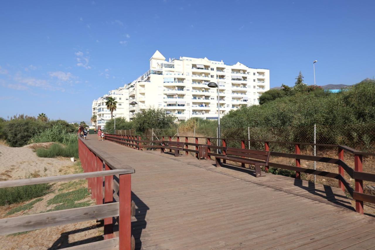 Lujo En Banana Beach Primera Linea De Playa Marbella Exteriér fotografie